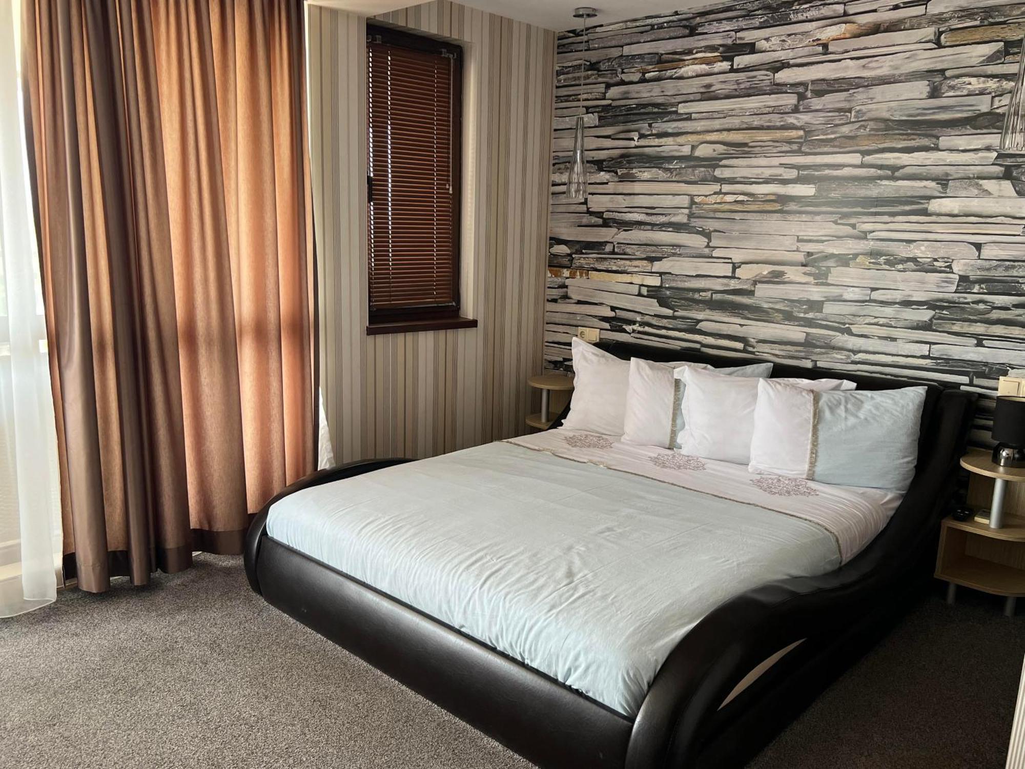 Hotel Lazur คีตาน ภายนอก รูปภาพ