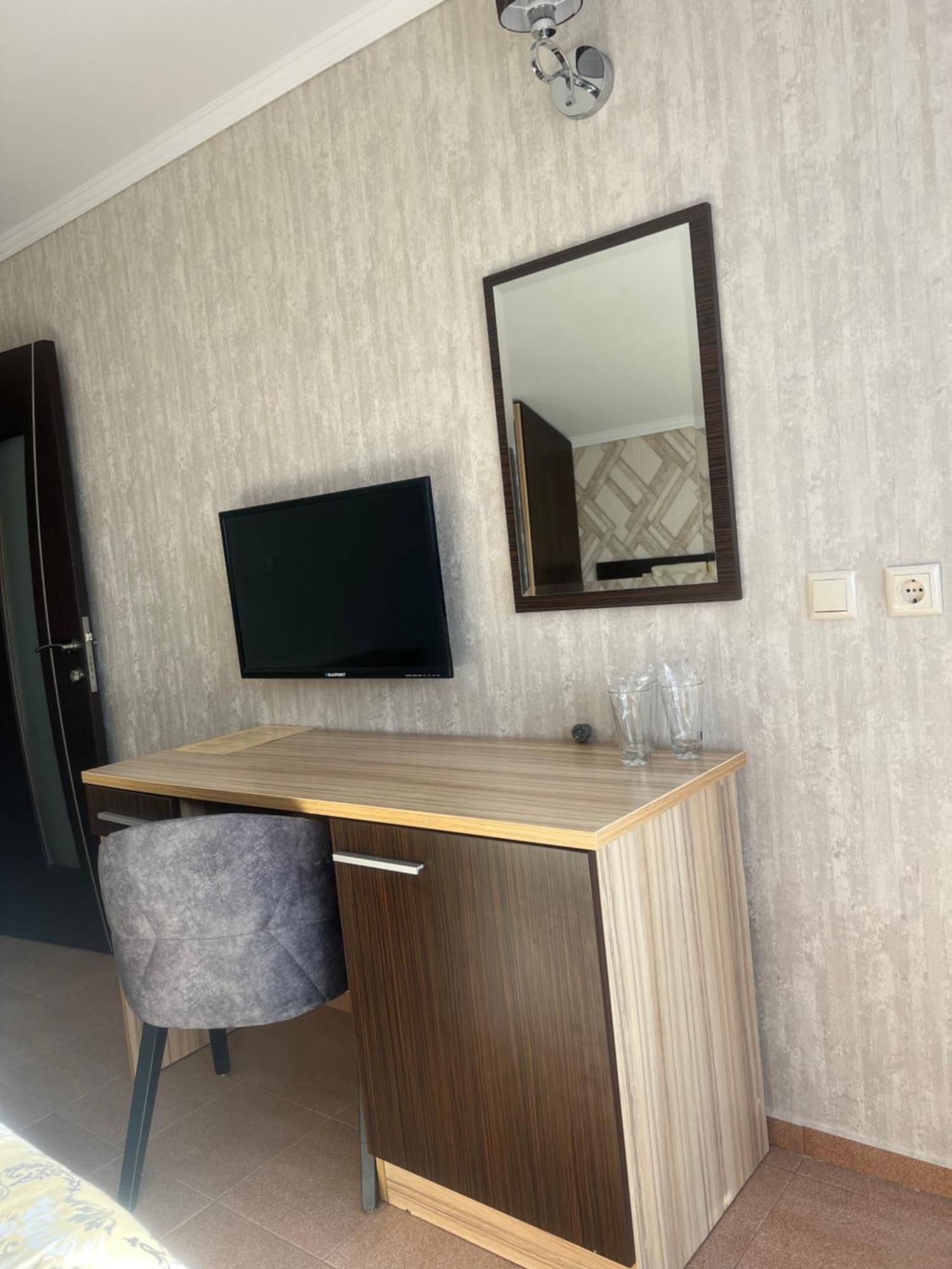 Hotel Lazur คีตาน ภายนอก รูปภาพ